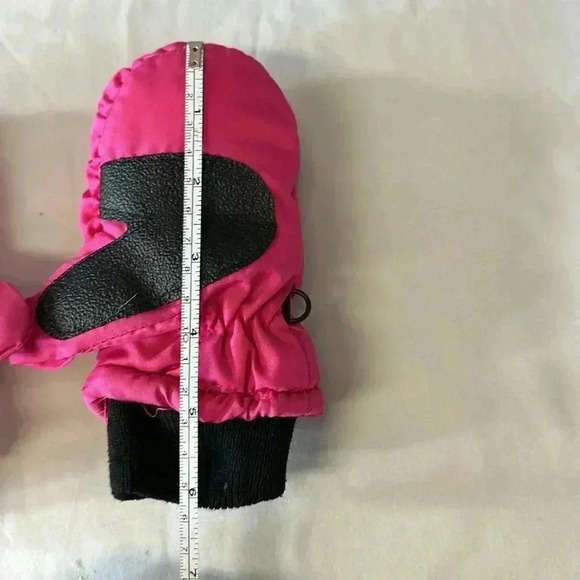 Baby mittens  - Size 0-6 months - Picture 3 of 3